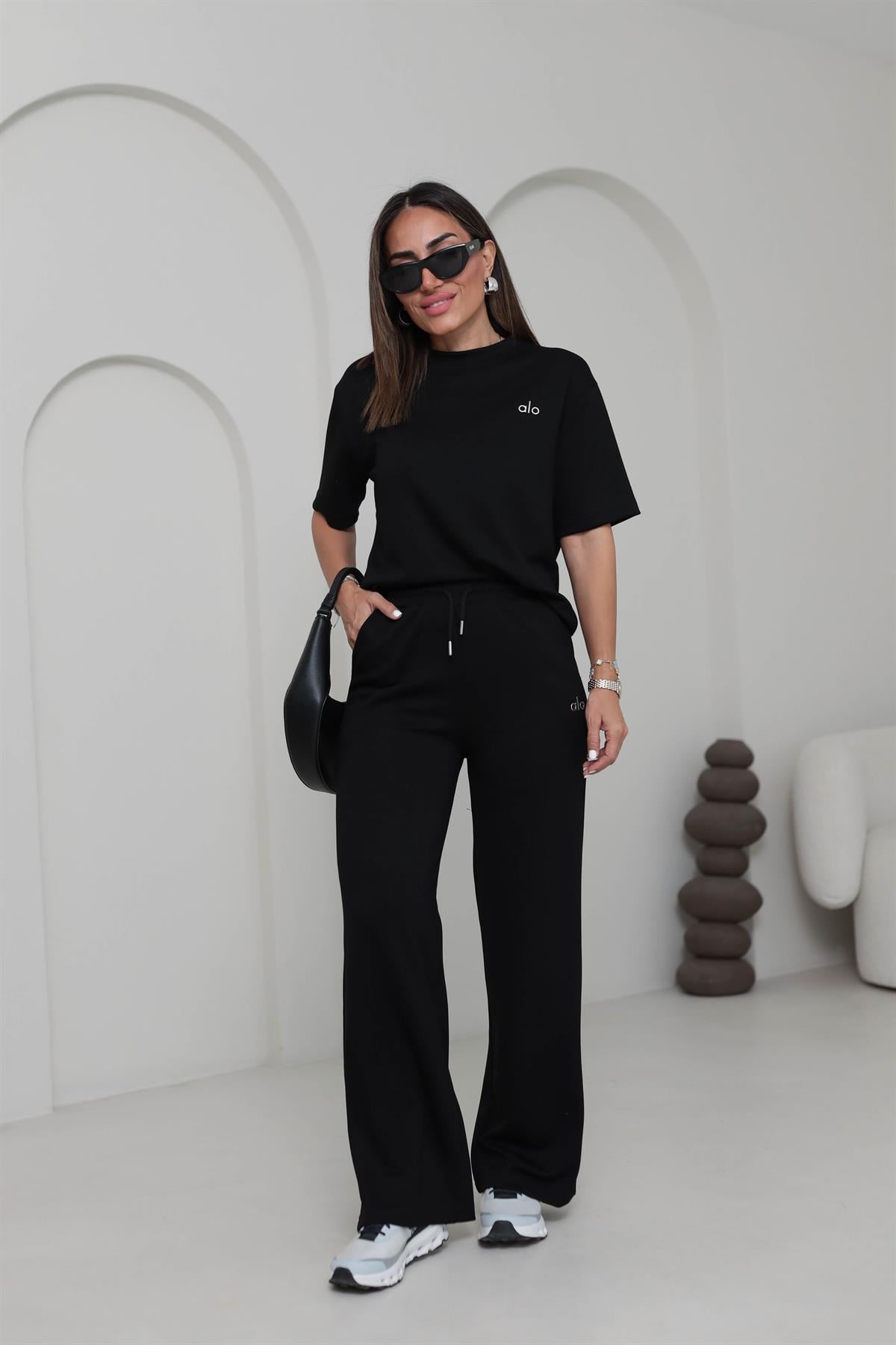 8511 Gümüş Yazı Baskılı Modal Kumaş Takım SİYAH