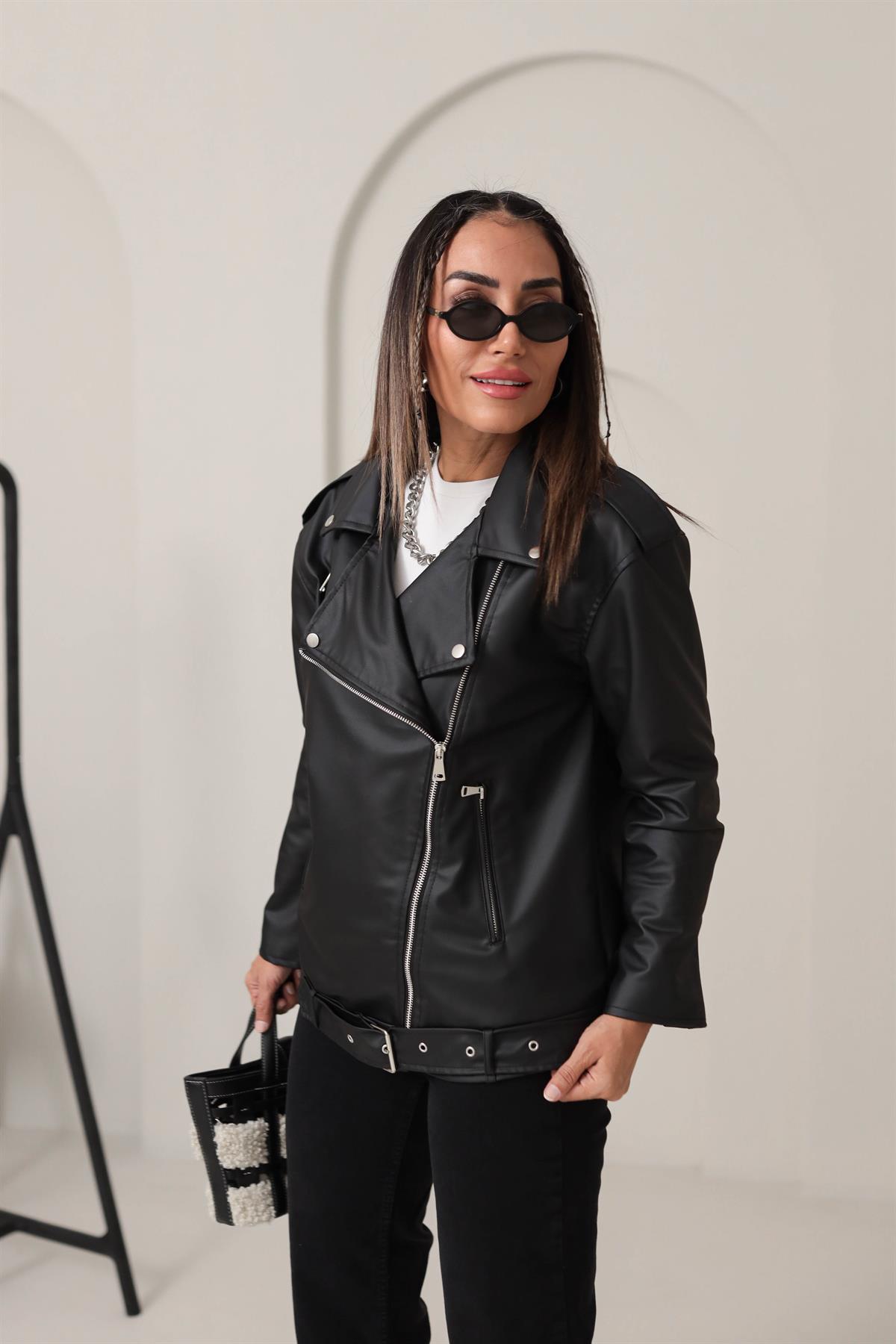 3085 Kolları Fermuar Detaykı Suni Deri Ceket SİYAH