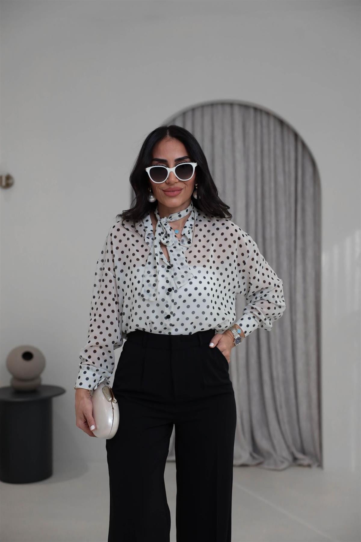 4130 Fular Detay Puantiyeli Şifon Gömlek EKRU