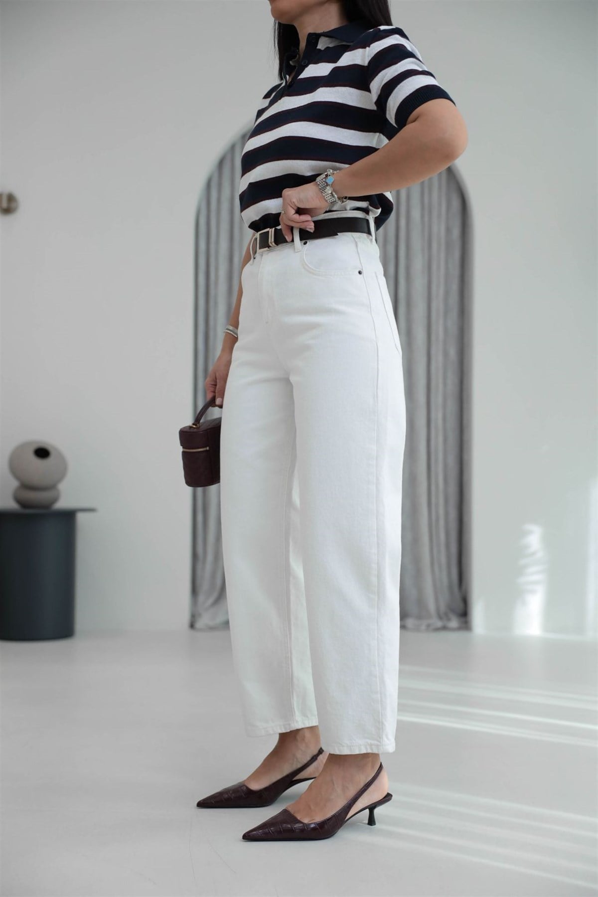 5919 Yüksek Bel Pamuklu Kemerli Mom Jean BEYAZ