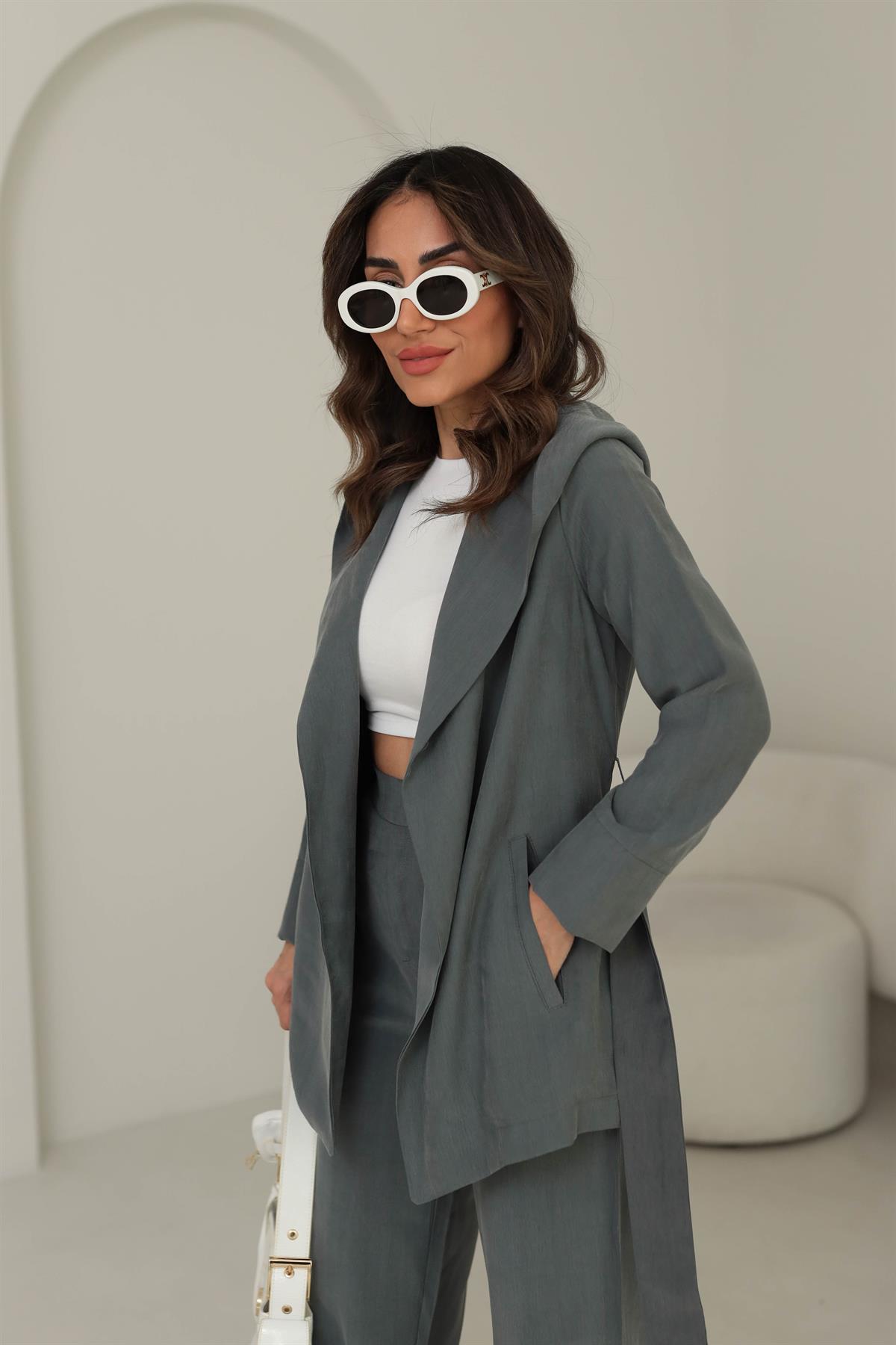 7058 Şal Yaka Kuşaklı Kapşonlu Tencel Kumaş Ceket GRİ