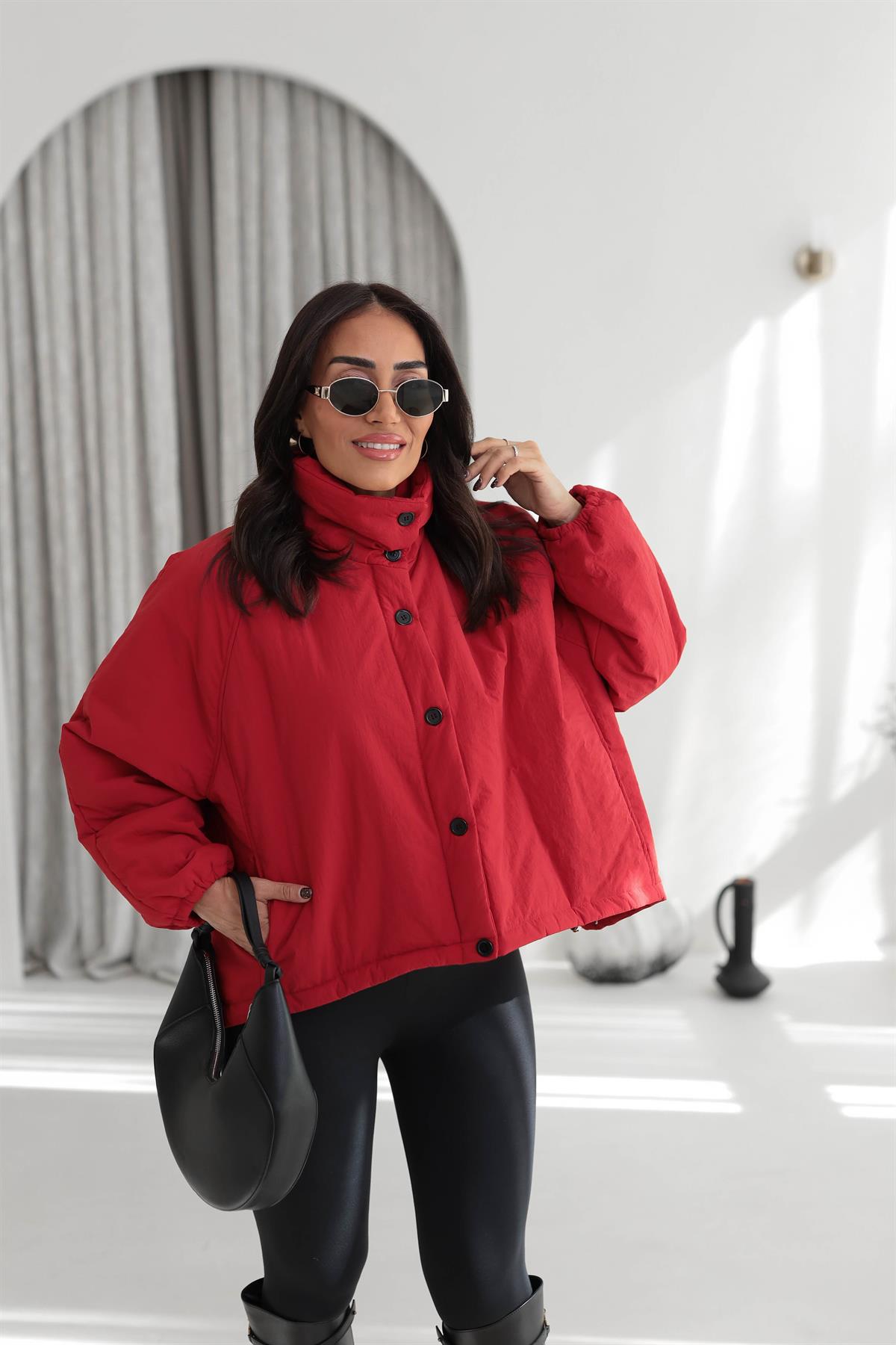 6862 Bel Büzgülü Düğme Detaylı Dik Yaka Oversize Mont KIRMIZI