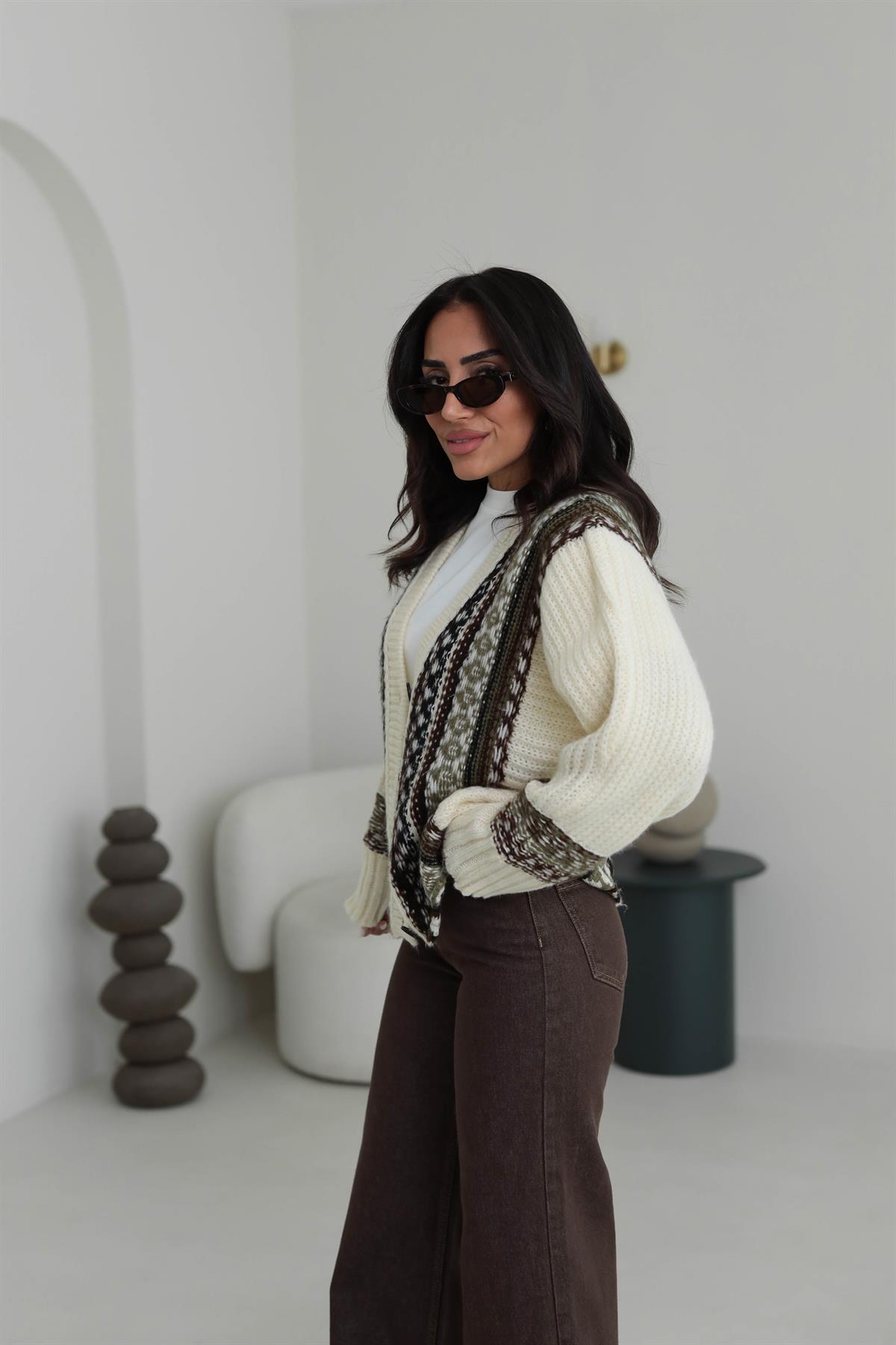 5057 Retro Nordic Triko Hırka EKRU