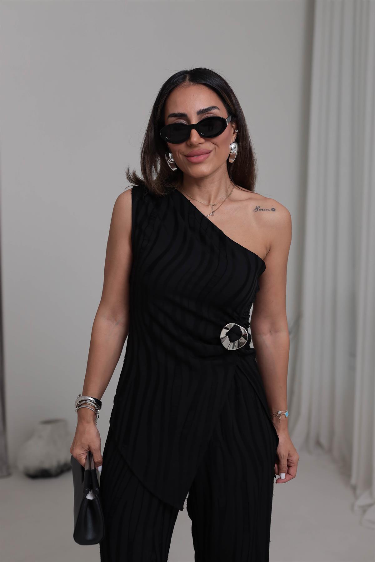 0592 Tek Omuz Toka Detay Asimetrik Bluz SİYAH