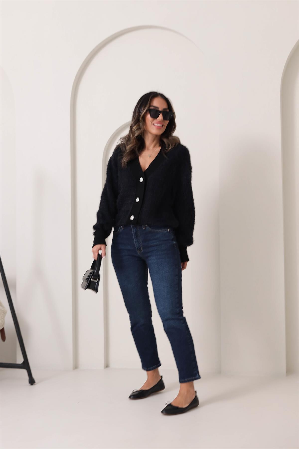 0036 Taşlı Düğmeli Sakallı Yumoş Hırka SİYAH