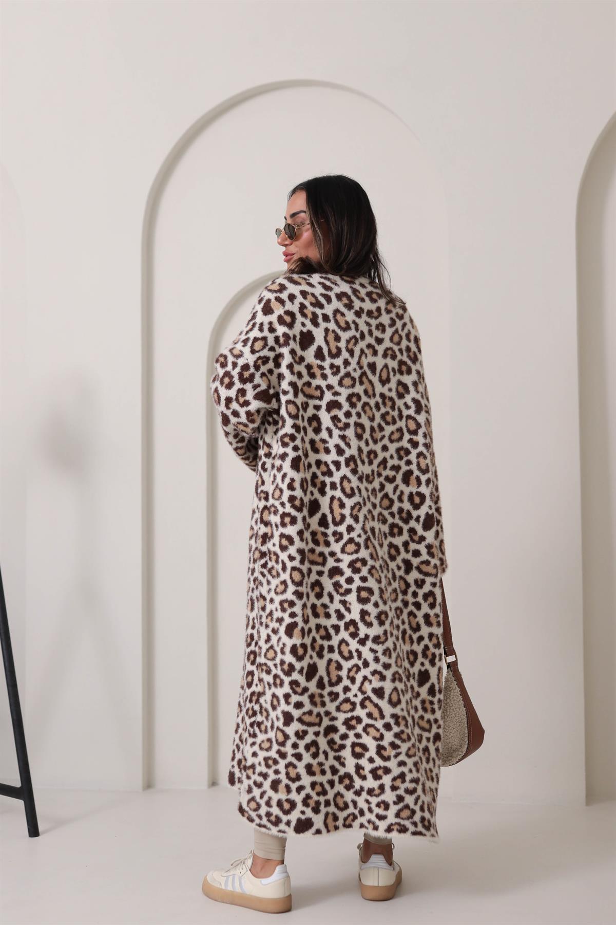4381 Leopar Desenli Uzun Hırka