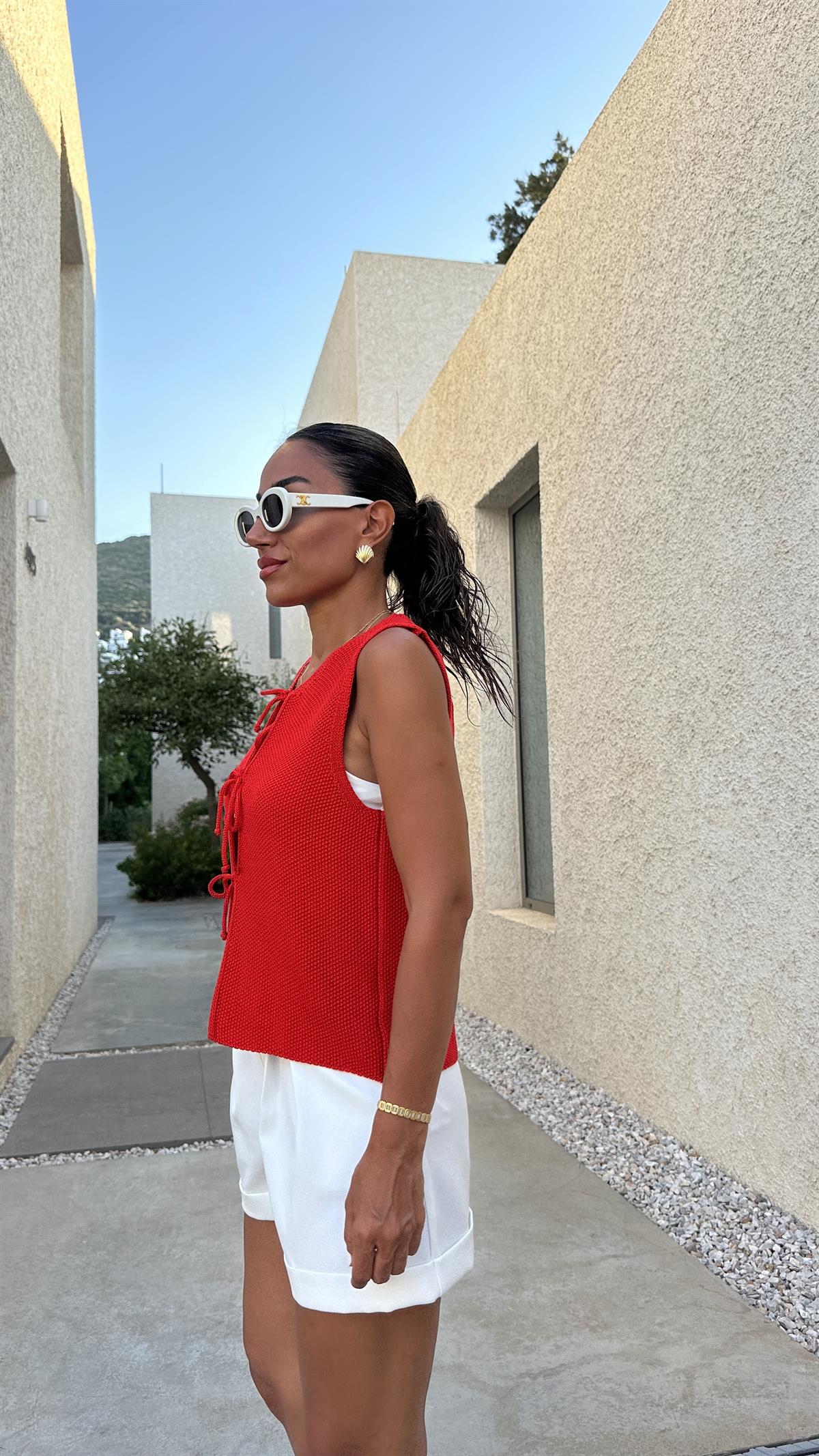 Önden Bağlama Detaylı Dokulu Yelek