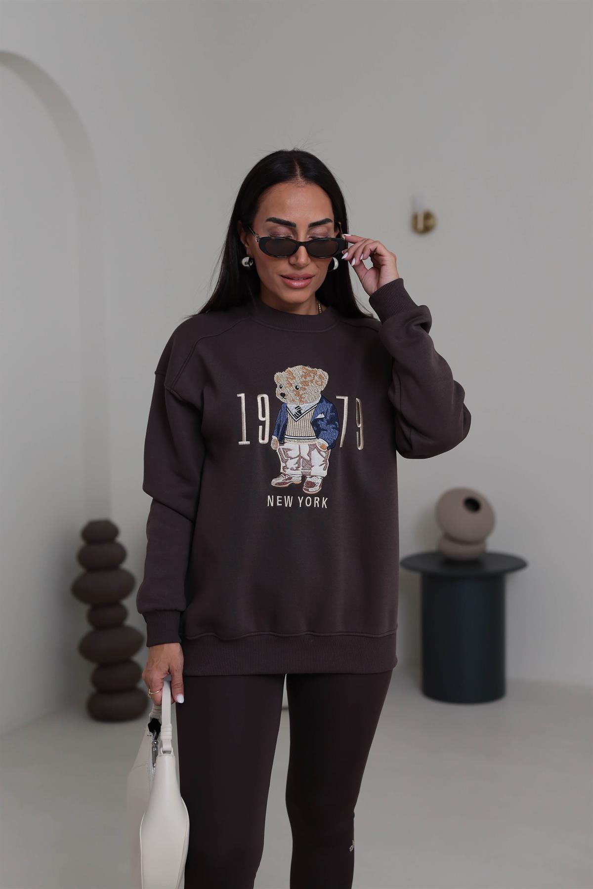 0417 Bisiklet Yaka Şardonlu Teddy Baskılı Sweatshirt ACI KAHVE