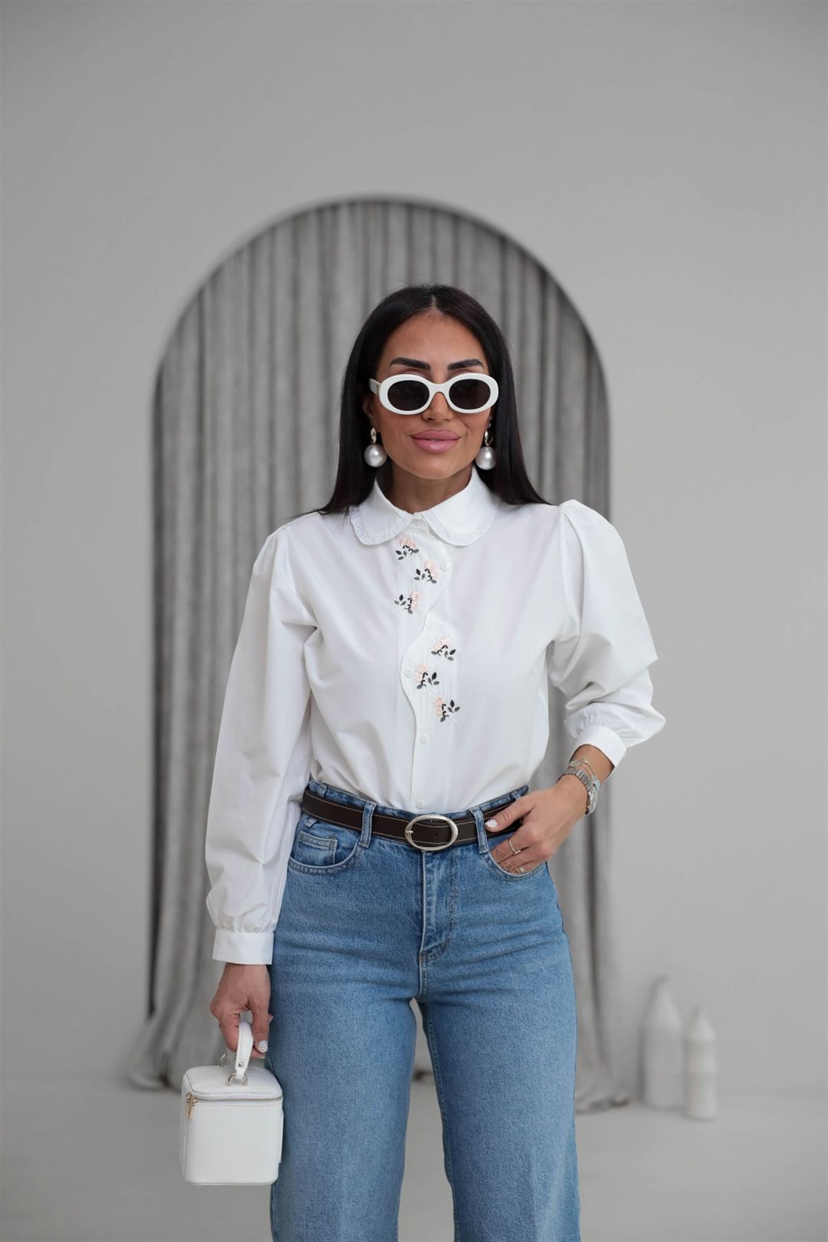 5118 Yaka Fırfırlı Nakış İşlemeli Gömlek EKRU