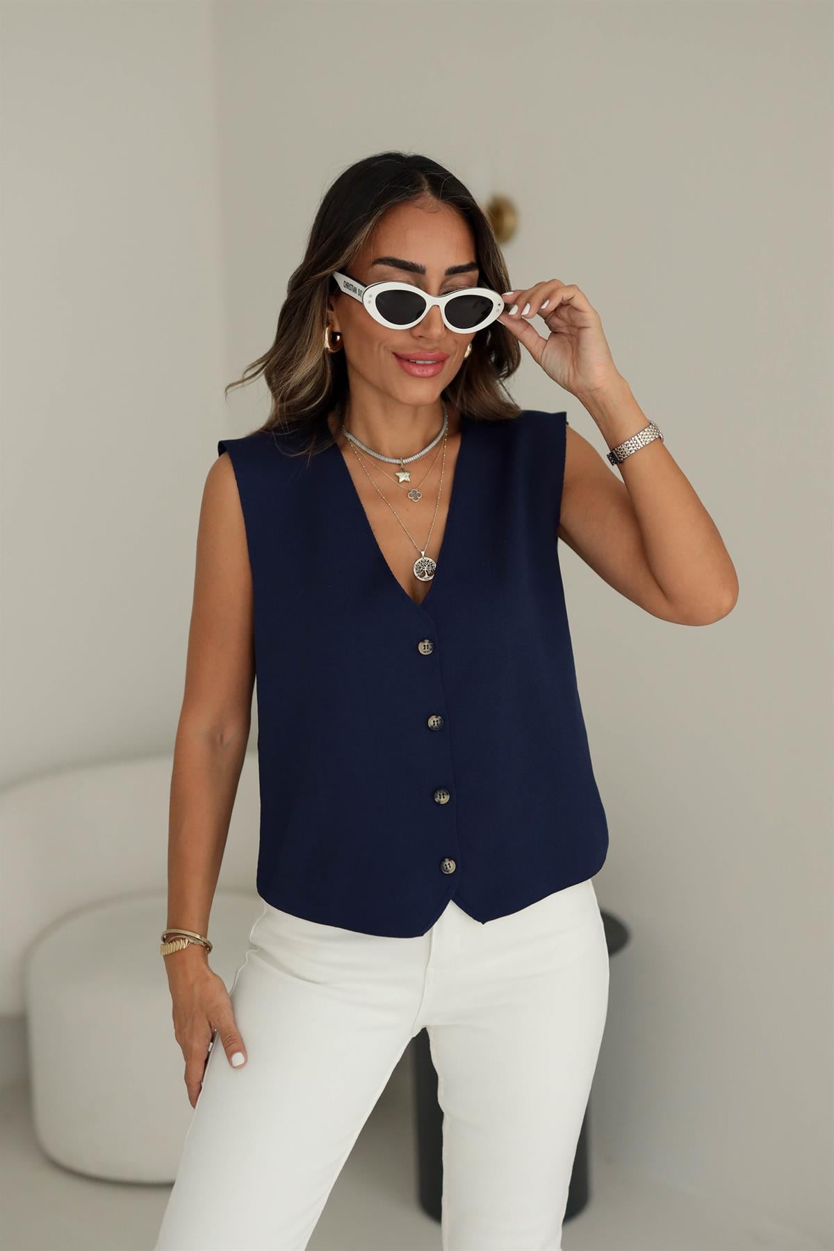 4448 Dört Düğmeli Rahat Triko Yelek LACİVERT