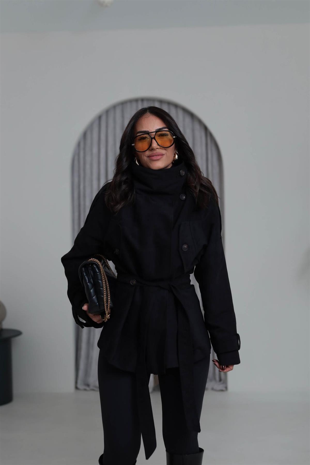 0572 Dik Yaka Apoletli Süet Mont SİYAH