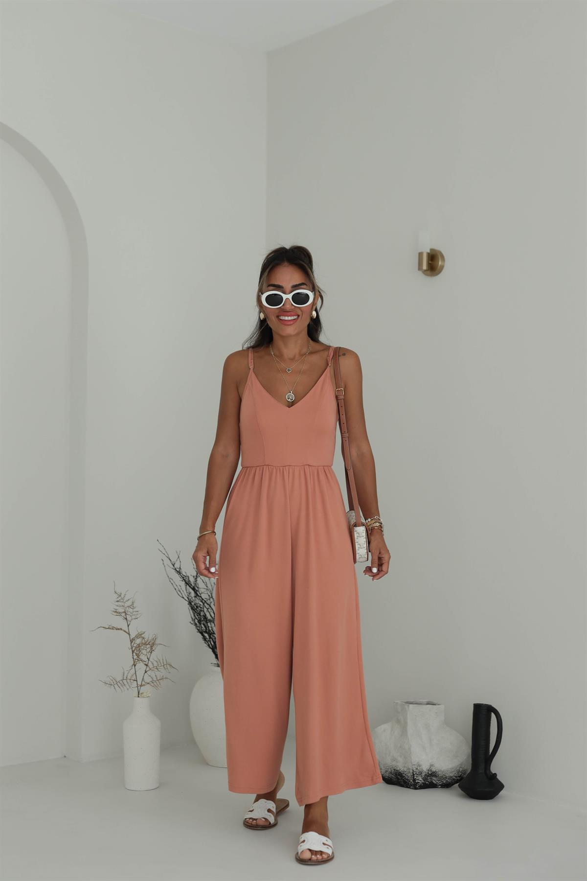 V Yaka İp Askılı Tulum