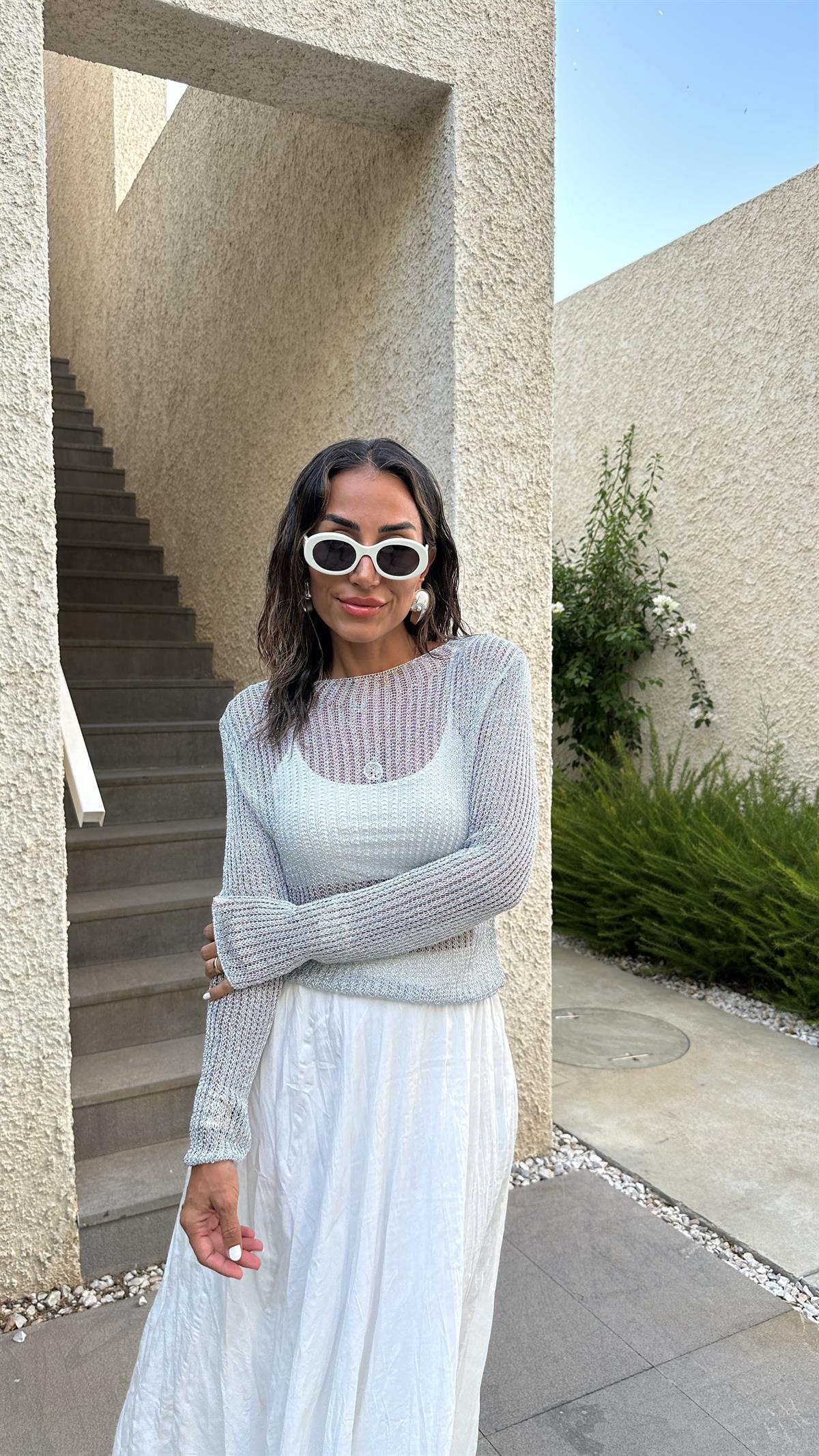 0606 Parlak Ajurlu Triko