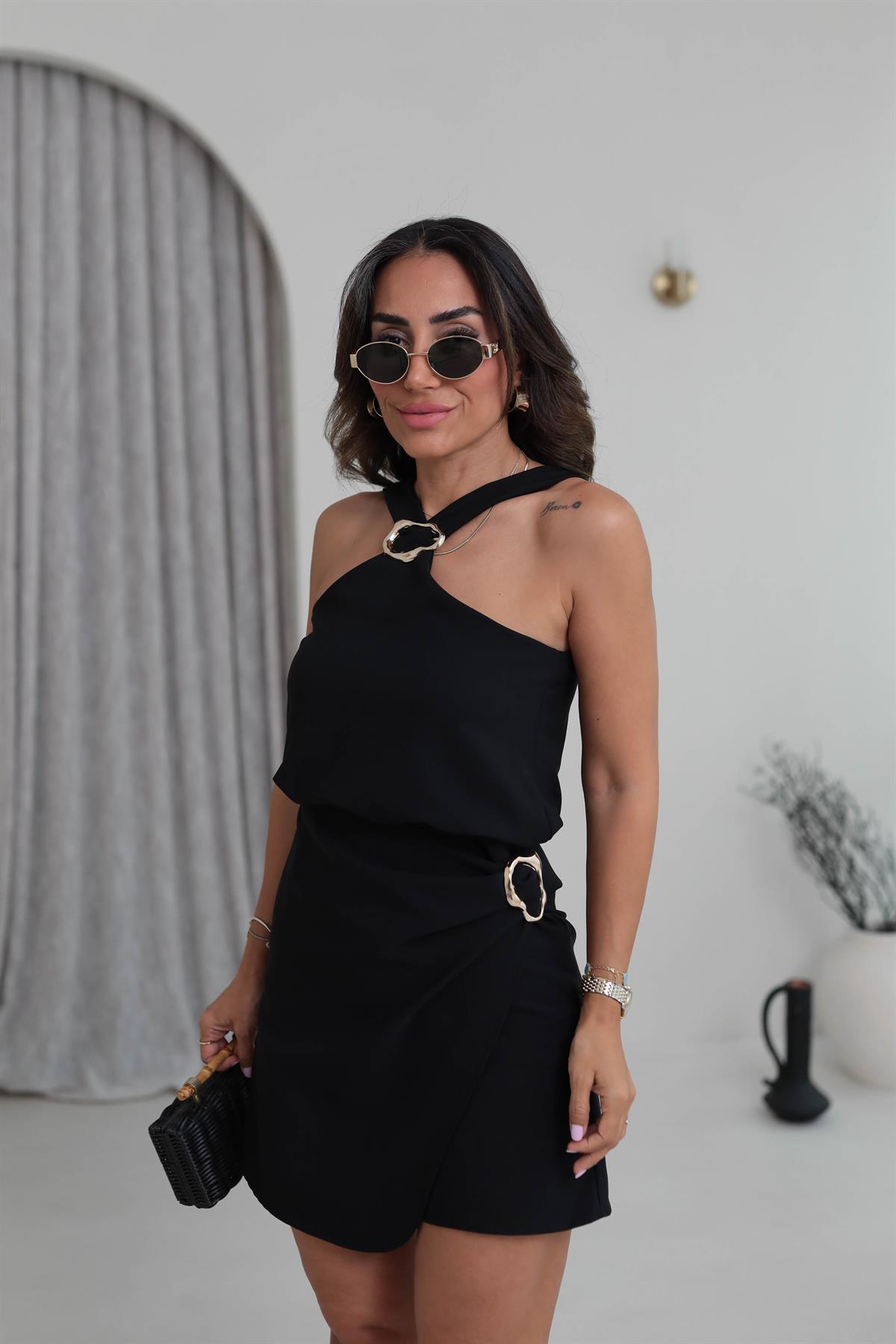 3810 Gold Aksesuarlı Şortlu Tulum SİYAH