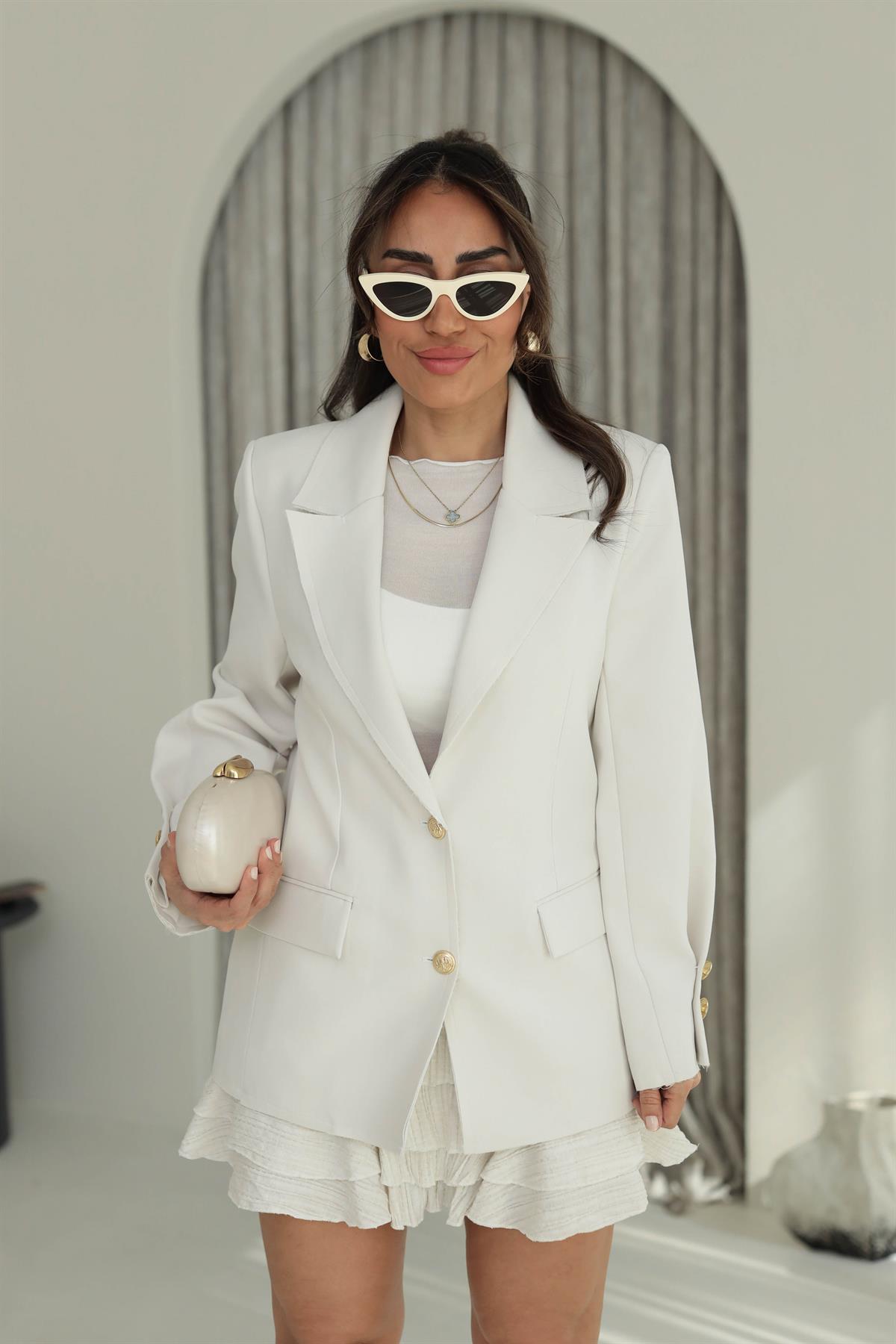 9410 Gold Düğmeli Lazer Kesikli Atlas Ceket EKRU