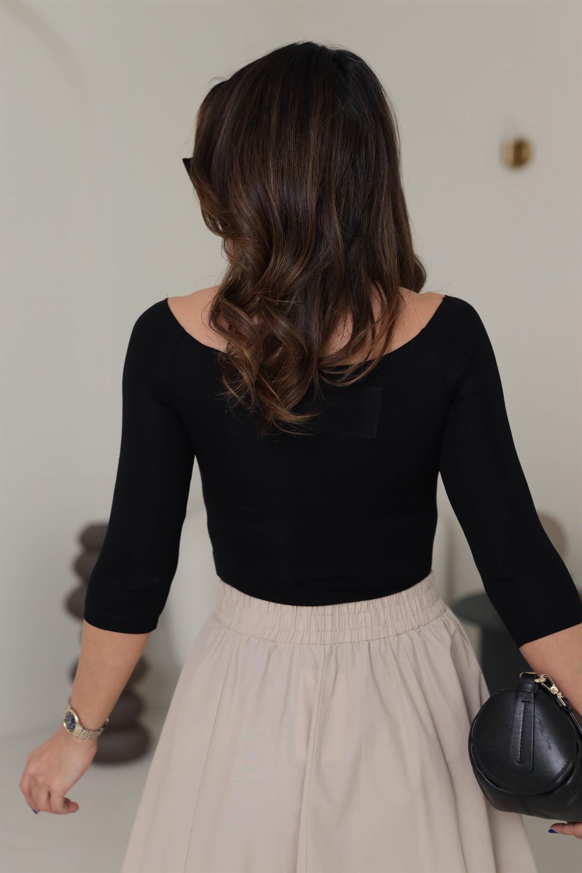 0816 Kayık Yaka Bodysuit SİYAH