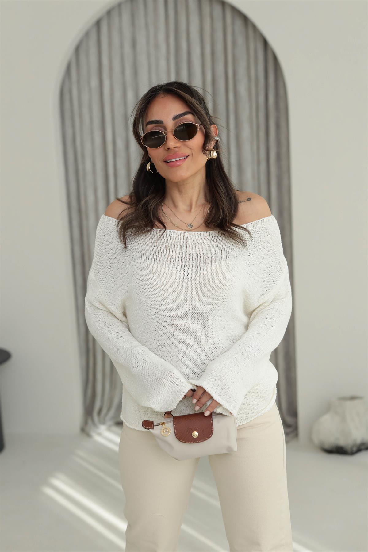 4455 Kayık Yaka Triko EKRU