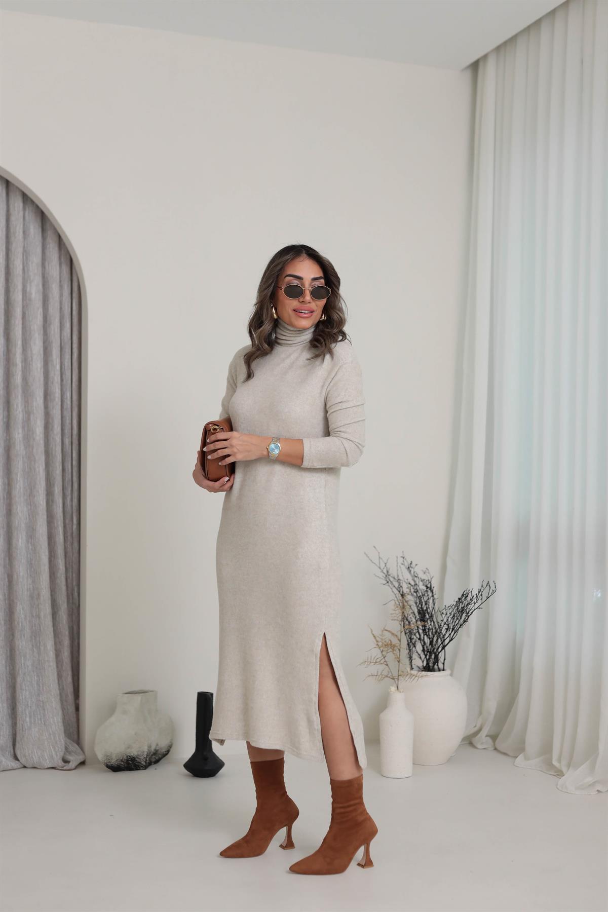 Balıkçı Yaka Yanları Yırtmaçlı Yumoş Elbise TAŞ