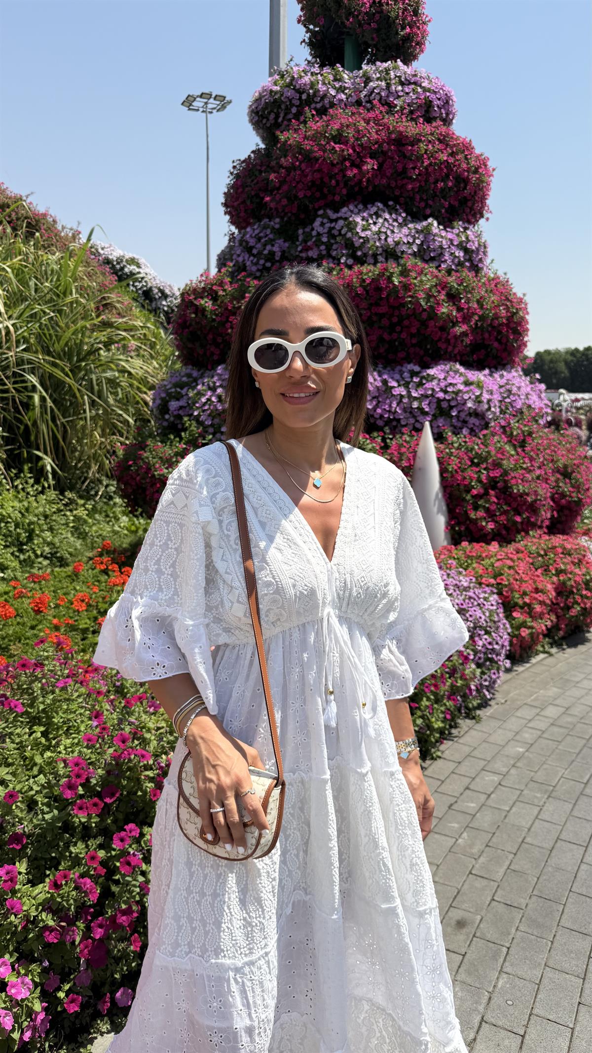 DXB Belden Büzgülü Komple Güpür Elbise BEYAZ