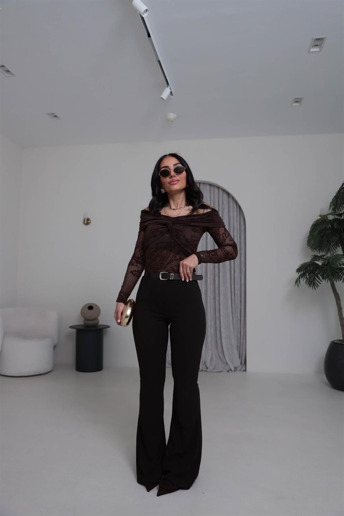 3227 Kadife Baskılı Omuz Detay Bluz KAHVE