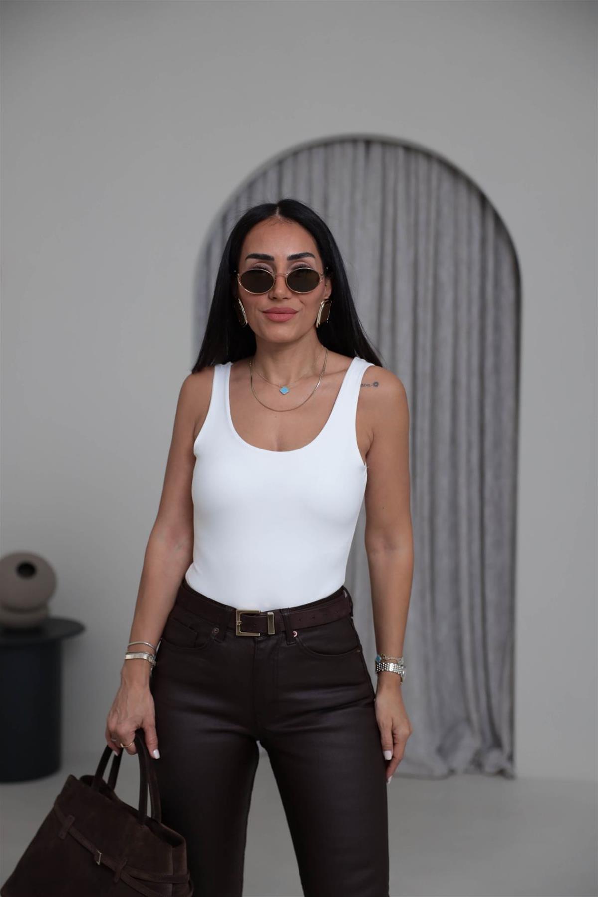 1028 Sırt Dekolteli Kalın Askılı Çıtçıtlı Bodysuit EKRU