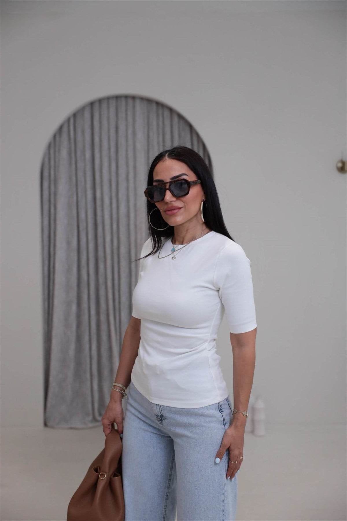 7190 Bisiklet Yaka Yan Detaylı Tshirt EKRU