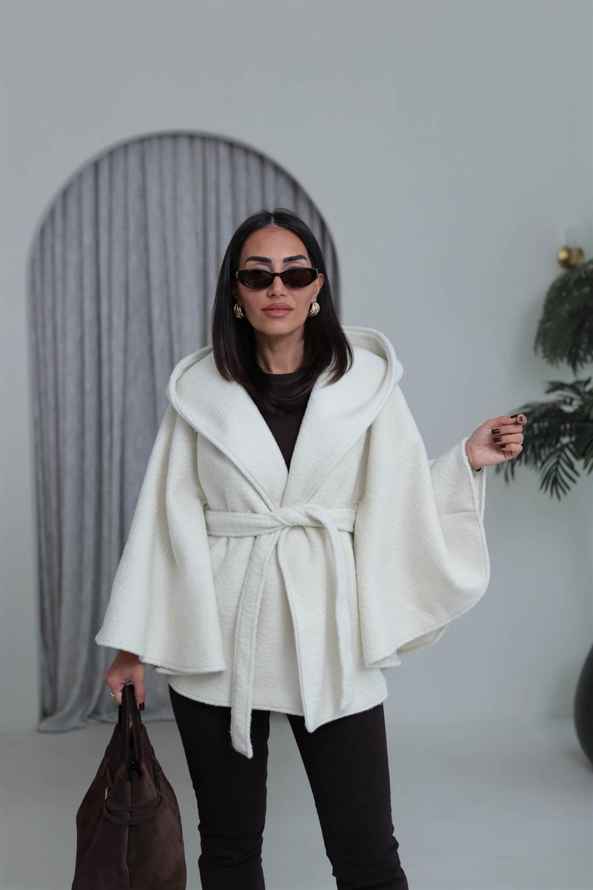 0588 Kaşe Panço Kaban KREM