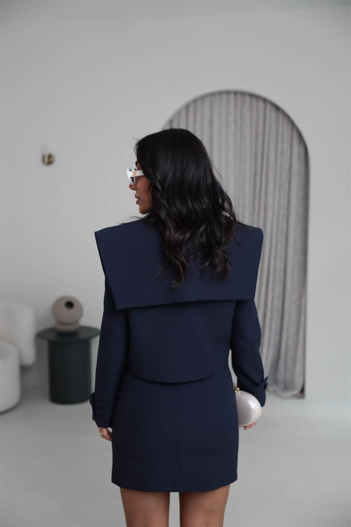 8945 Yaka Detay Ceketli Etekli Takım LACİVERT