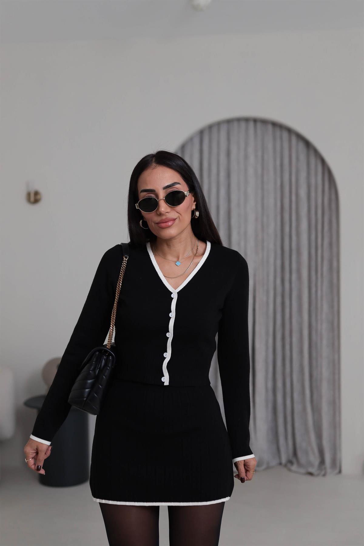 0043 Biyeli Etekli Triko Takım SİYAH