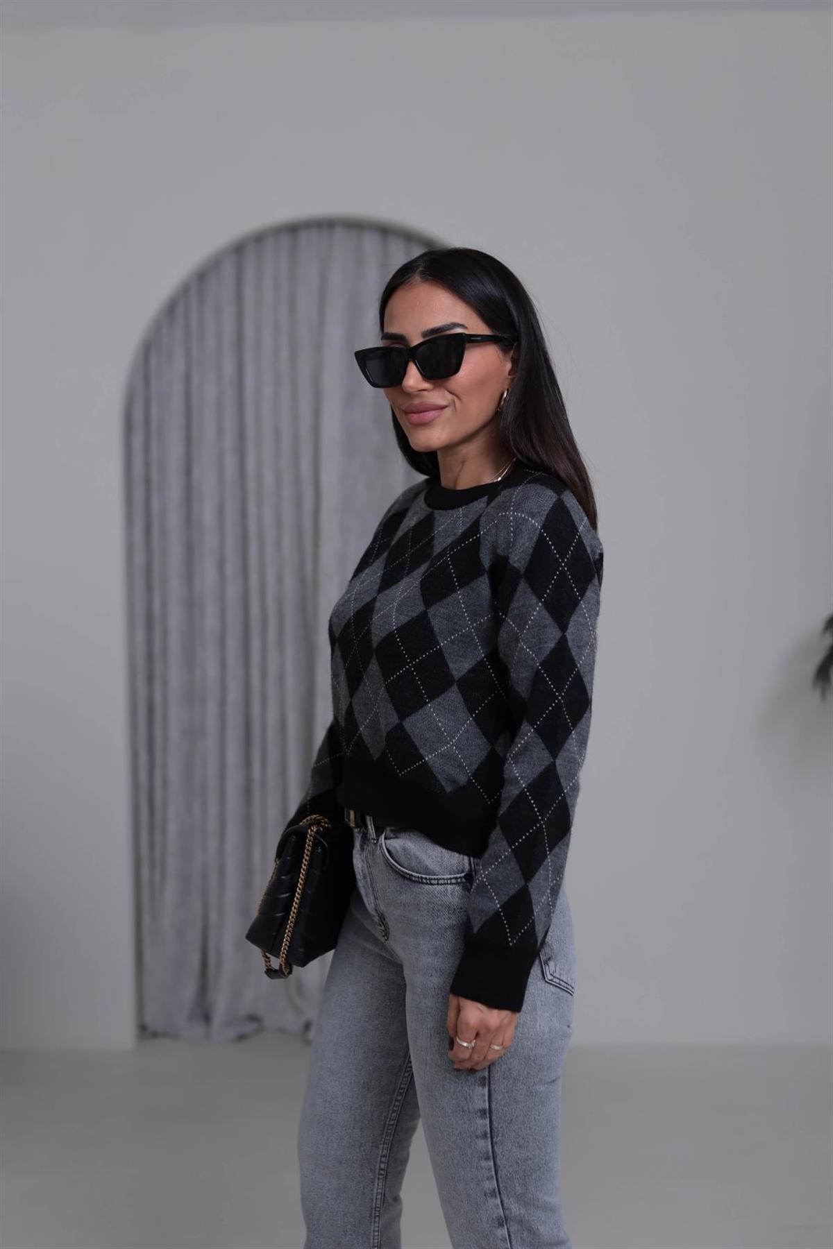 5219 Bisiklet Yaka Baklava Desen Massi Kazak SİYAH