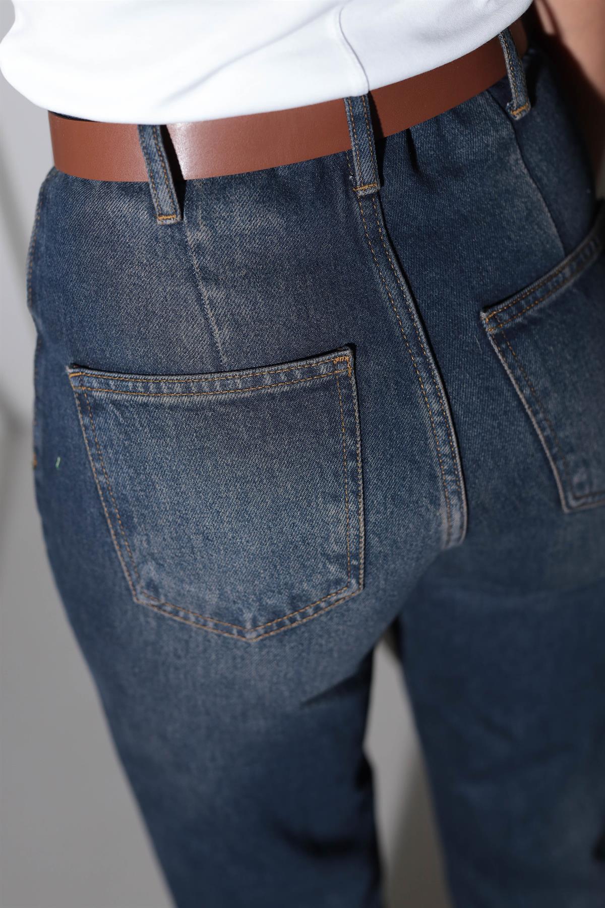 4400 Beli Dikişsiz Taba Kemerli Bol Paça Jean KOYU MAVİ