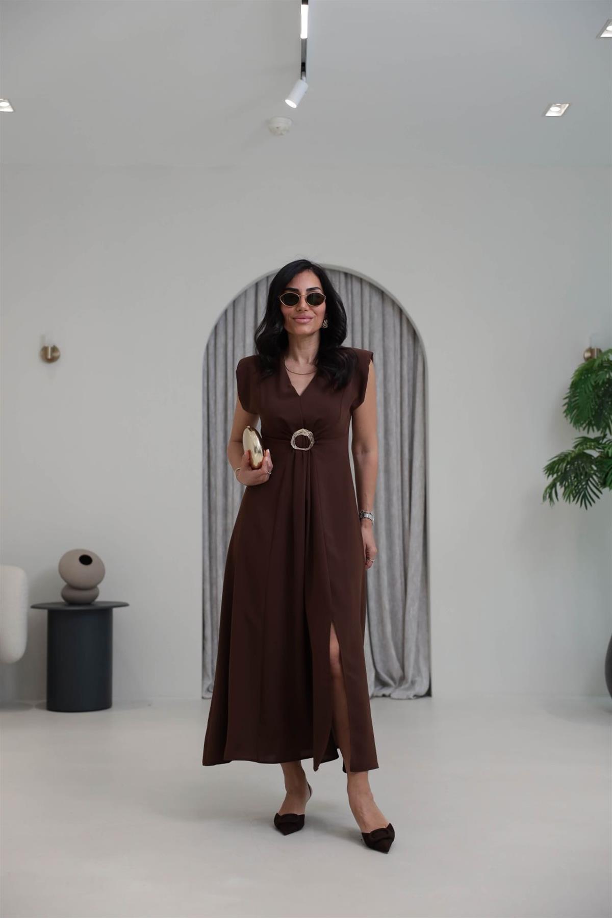 3865 V Yaka Gold Tokalı Maxi Elbise KAHVE