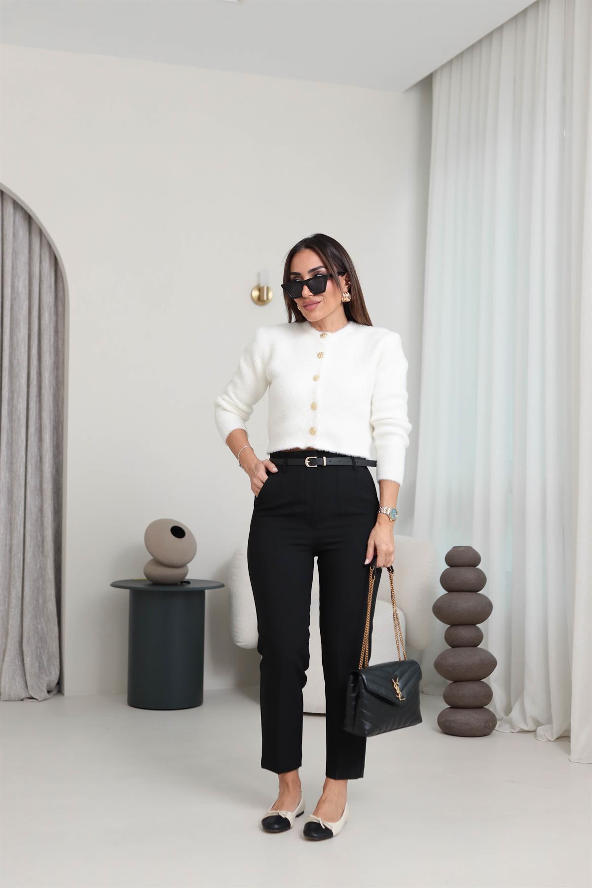 580 Bisiklet Yaka Yumoş Hırka EKRU