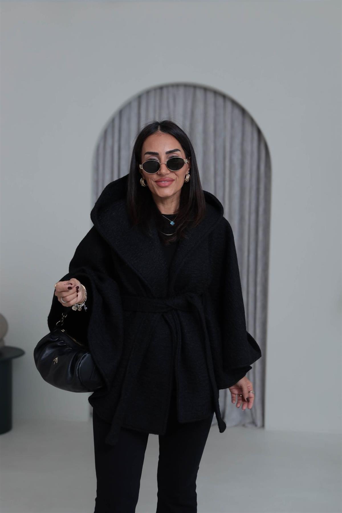 0588 Kaşe Panço Kaban SİYAH