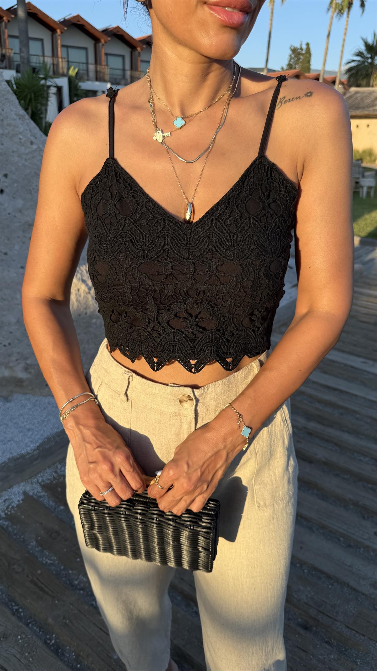 7314 İp Asklı Sırtı Gipeli Dantel İşleme Büstiyer SİYAH