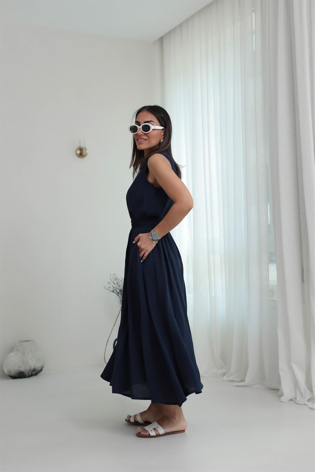 3510 Tencel Kumaş Sıfır Kol Bluz & Kloş Etekli Takım LACİVERT