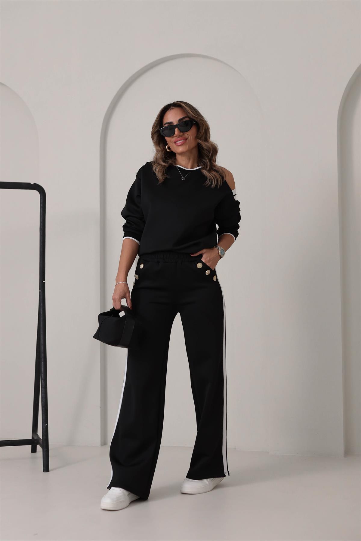 1032 Scuba Şerit Detay Düğmeli Takım SİYAH