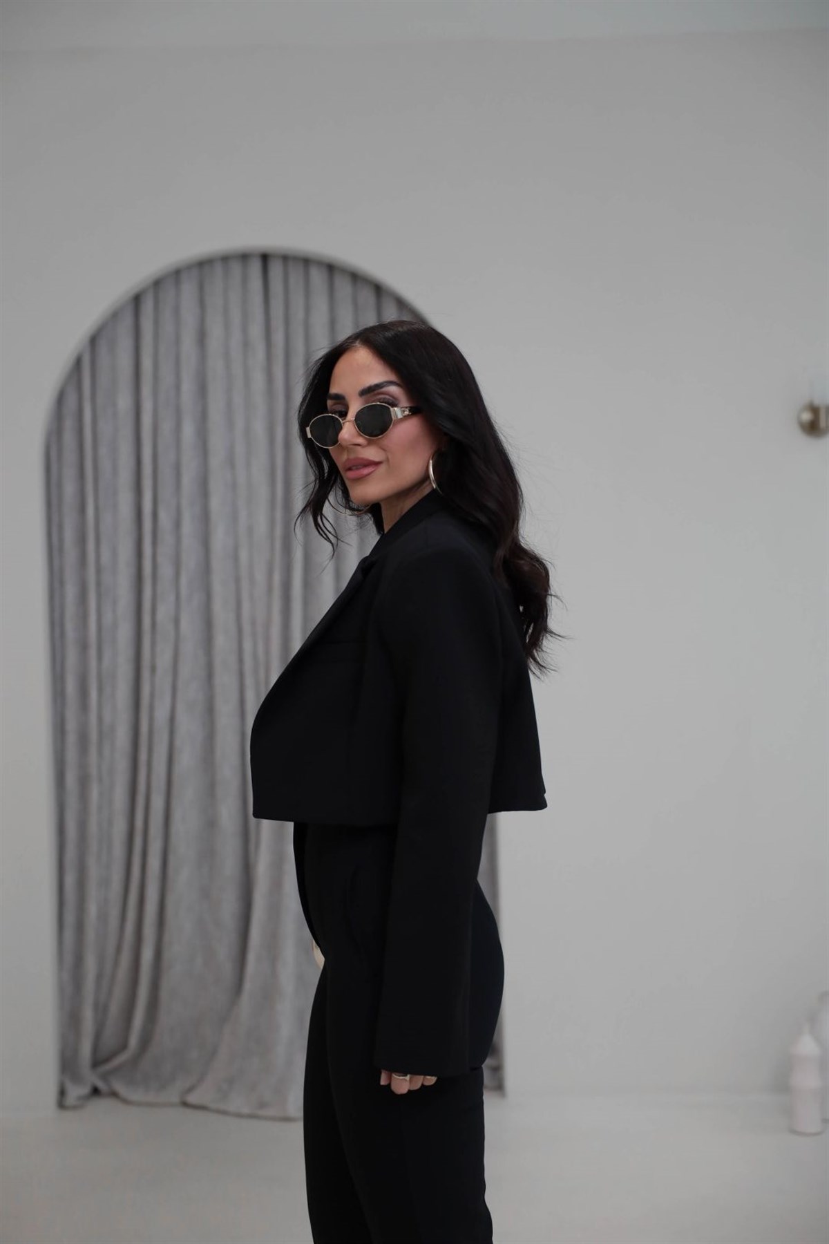 9704 Vatkalı Kısa Ceket SİYAH