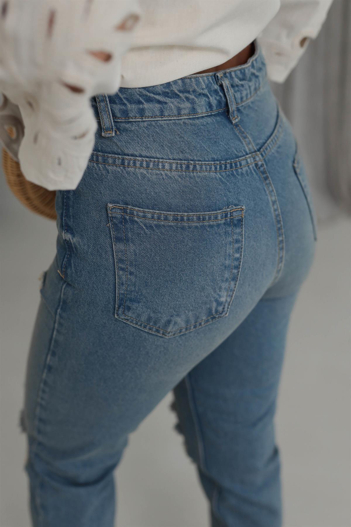 1001 Yırtık Detaylı Mom Jean TİNTLİ MAVİ
