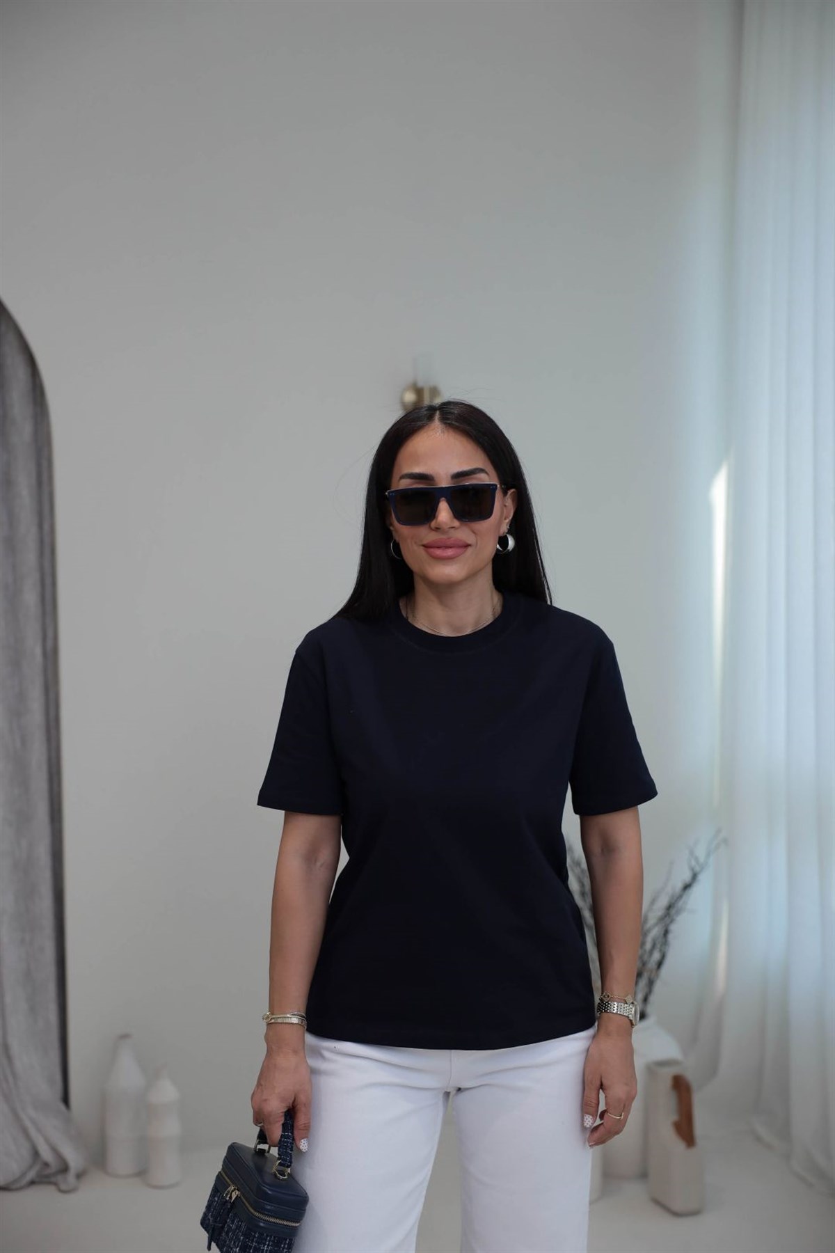 0312 Dekoratif Dikişli Pamuklu Tshirt LACİVERT