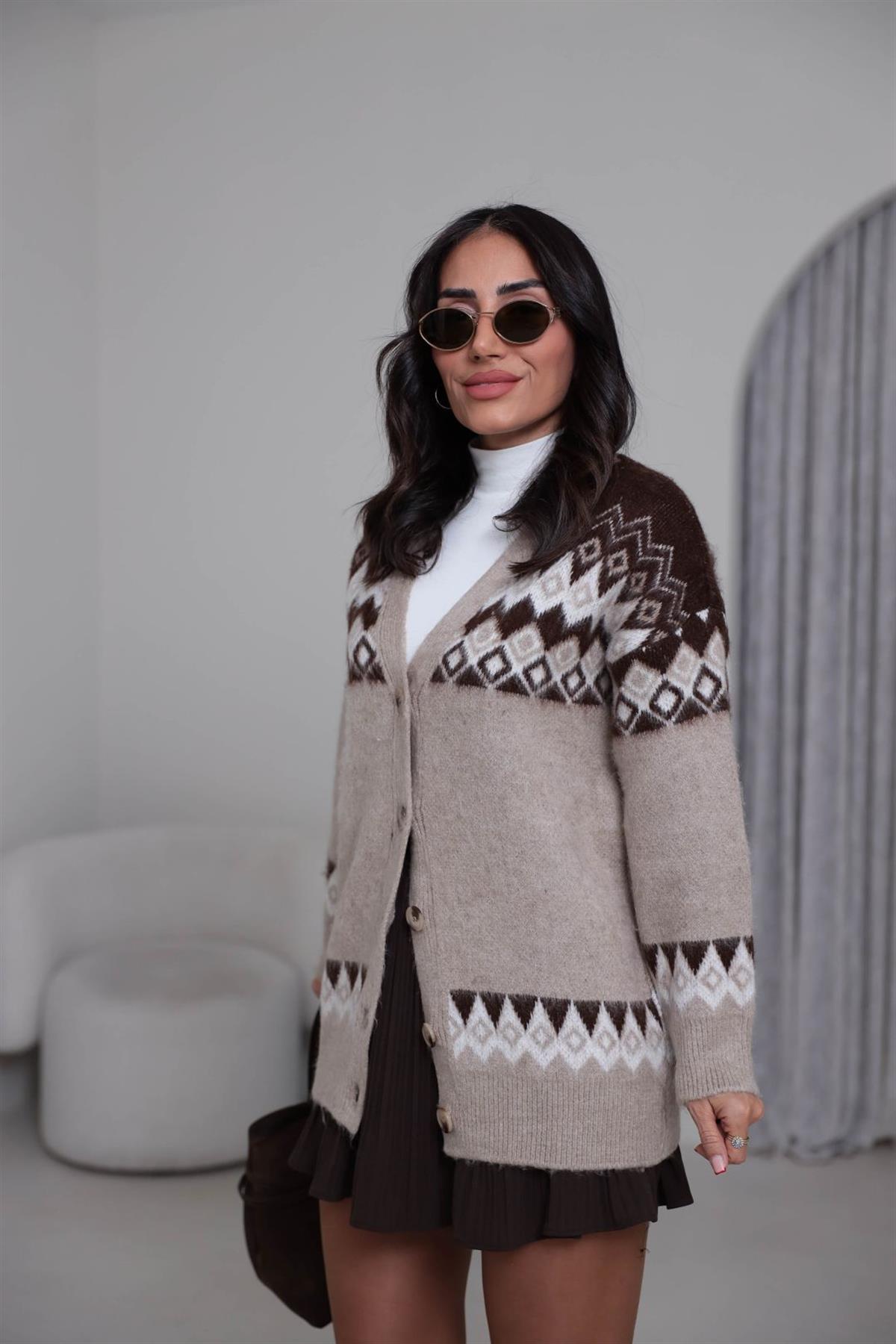 0174 Desenli V Yaka Yünlü Hırka SÜTLÜ KAHVE