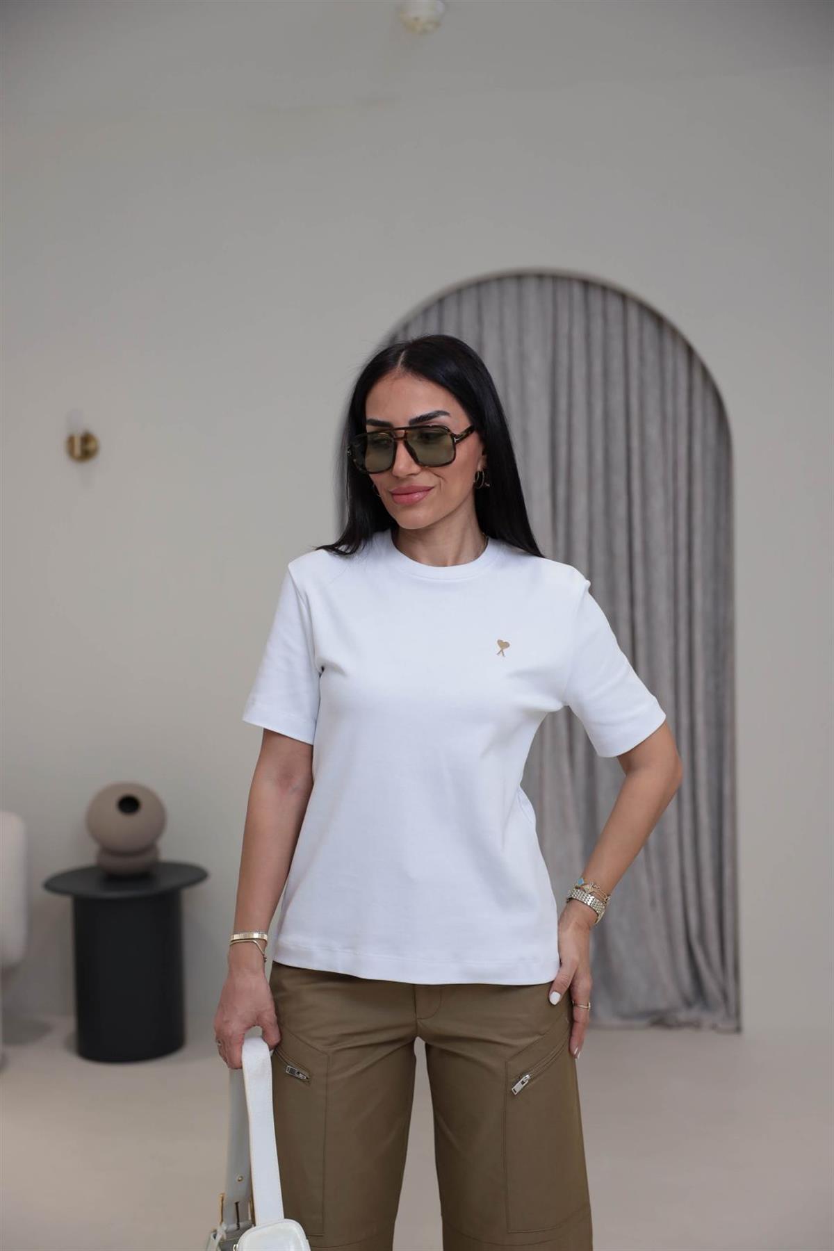 Gold Metal Kalpli Bisiklet Yaka Pamuklu Tshirt BEYAZ