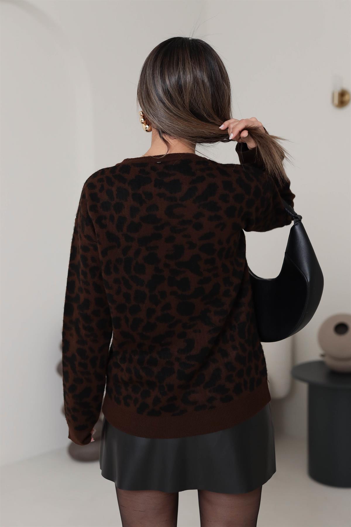 5216 Bisiklet Yaka Leopar Desen Triko KAHVE