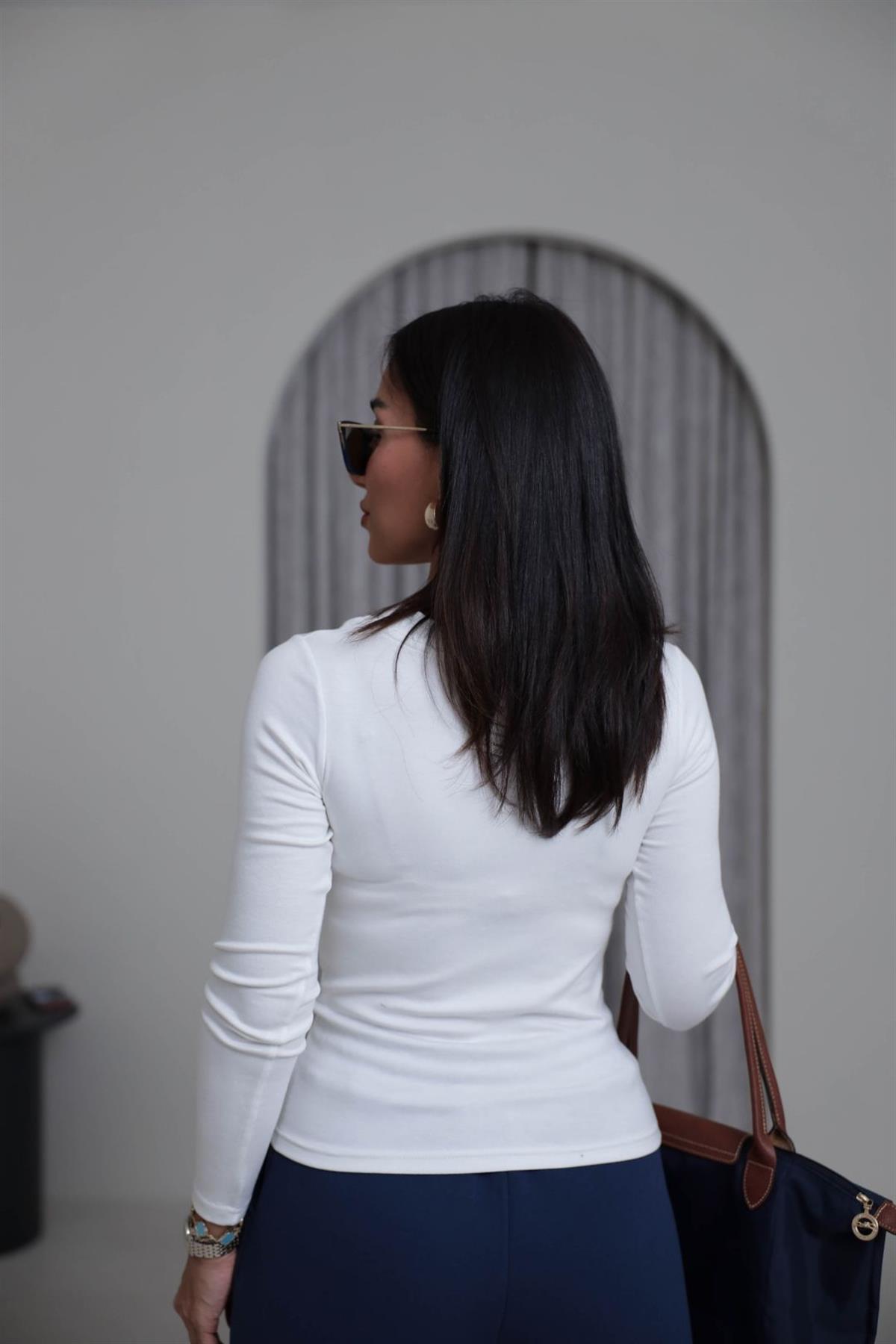 141 V Yaka Body EKRU