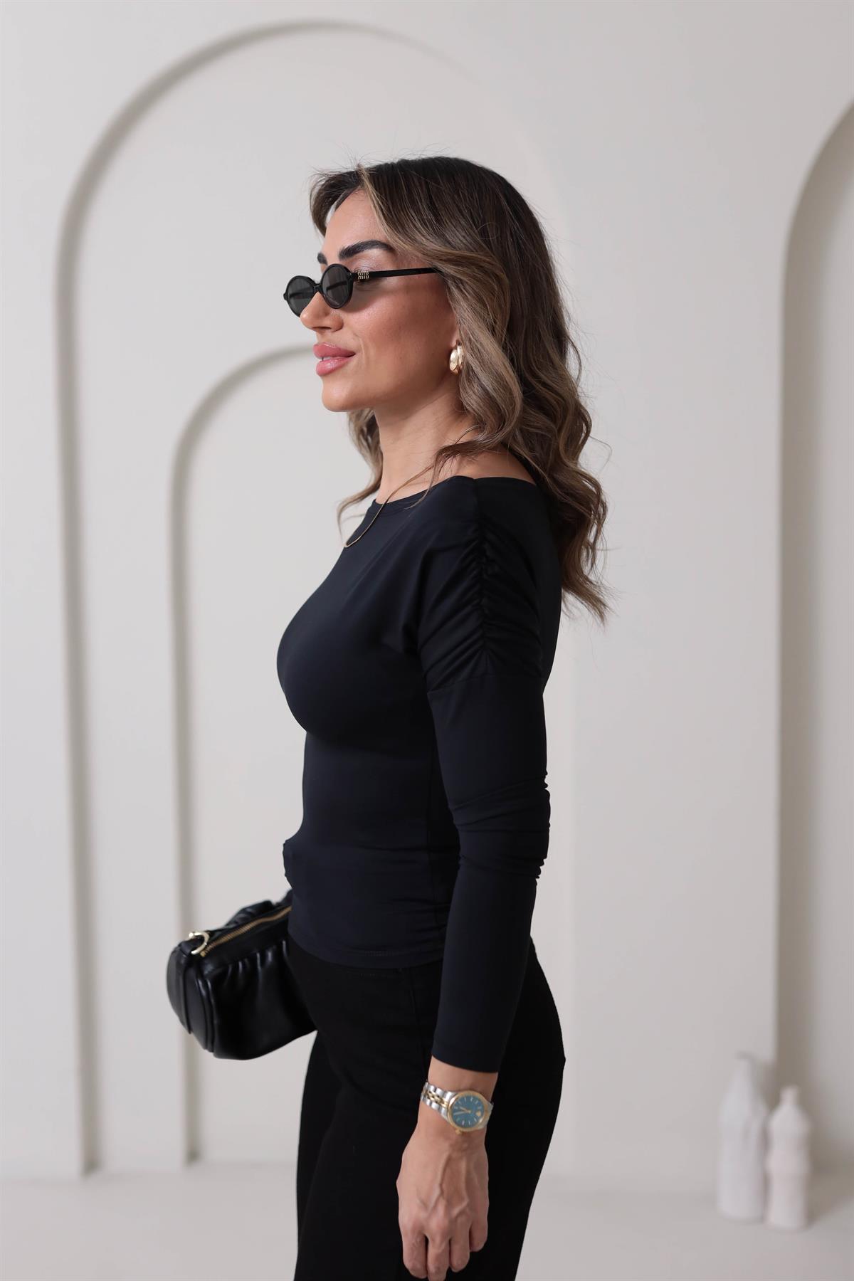 Kayık Yaka Kol Drapeli Sandy Bluz SİYAH