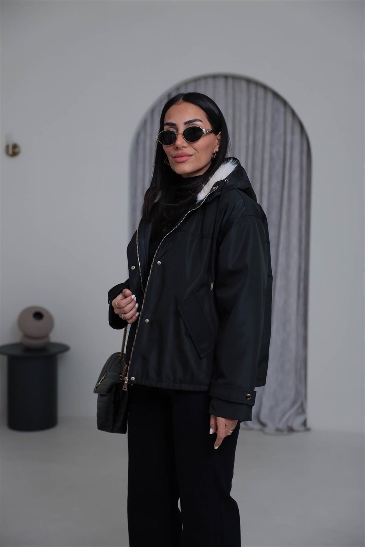 6875 Kapşonu Fermuar Detaylı Çıtçıtlı Mont SİYAH