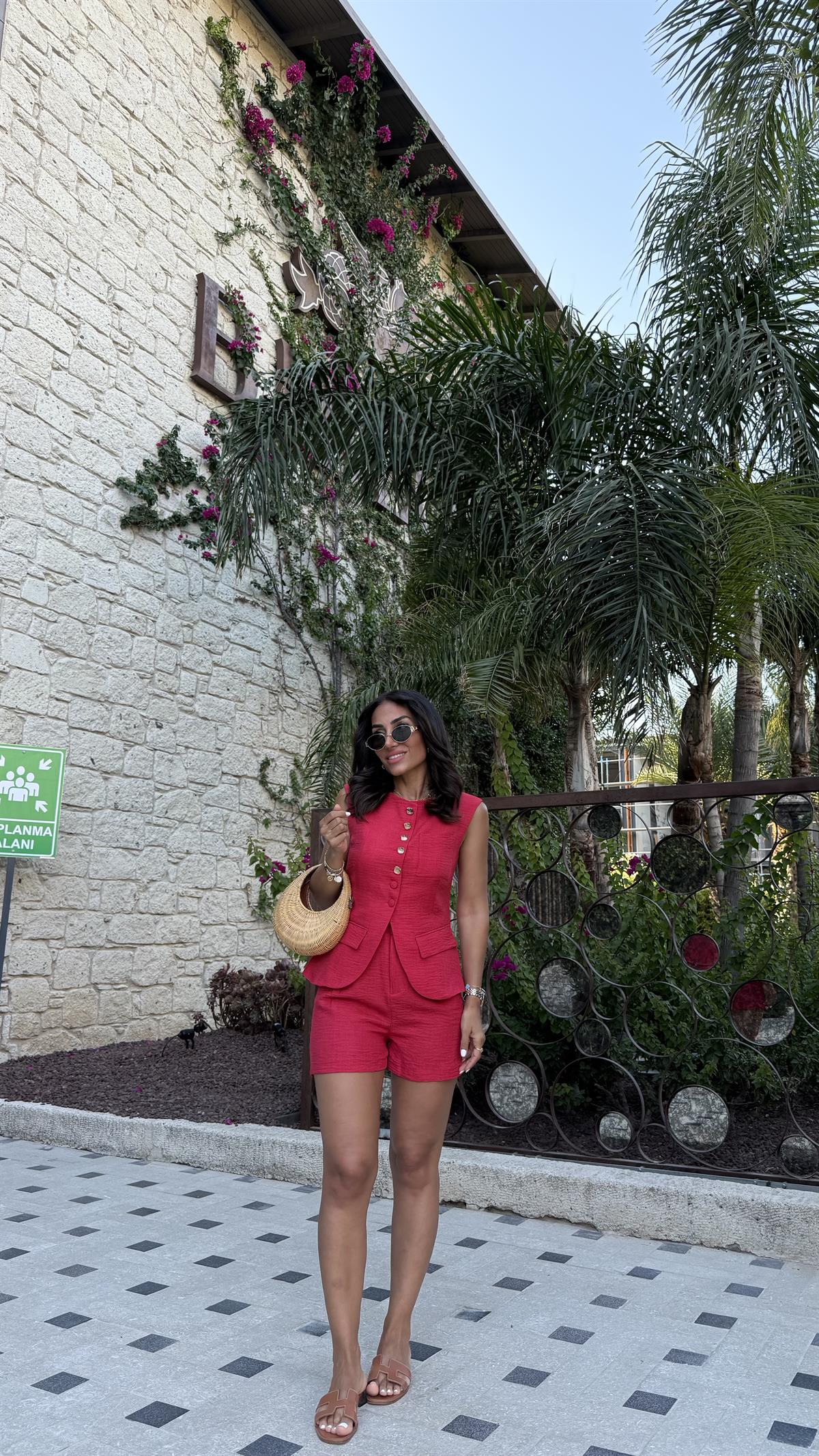 0284 Düğme Detaylı Dokuma Yelek & Şort Takım KIRMIZI