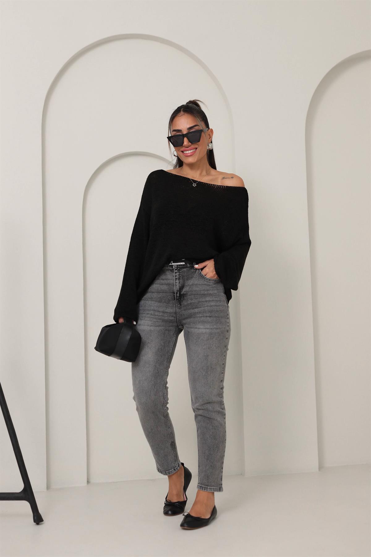 4455 Kayık Yaka Triko SİYAH