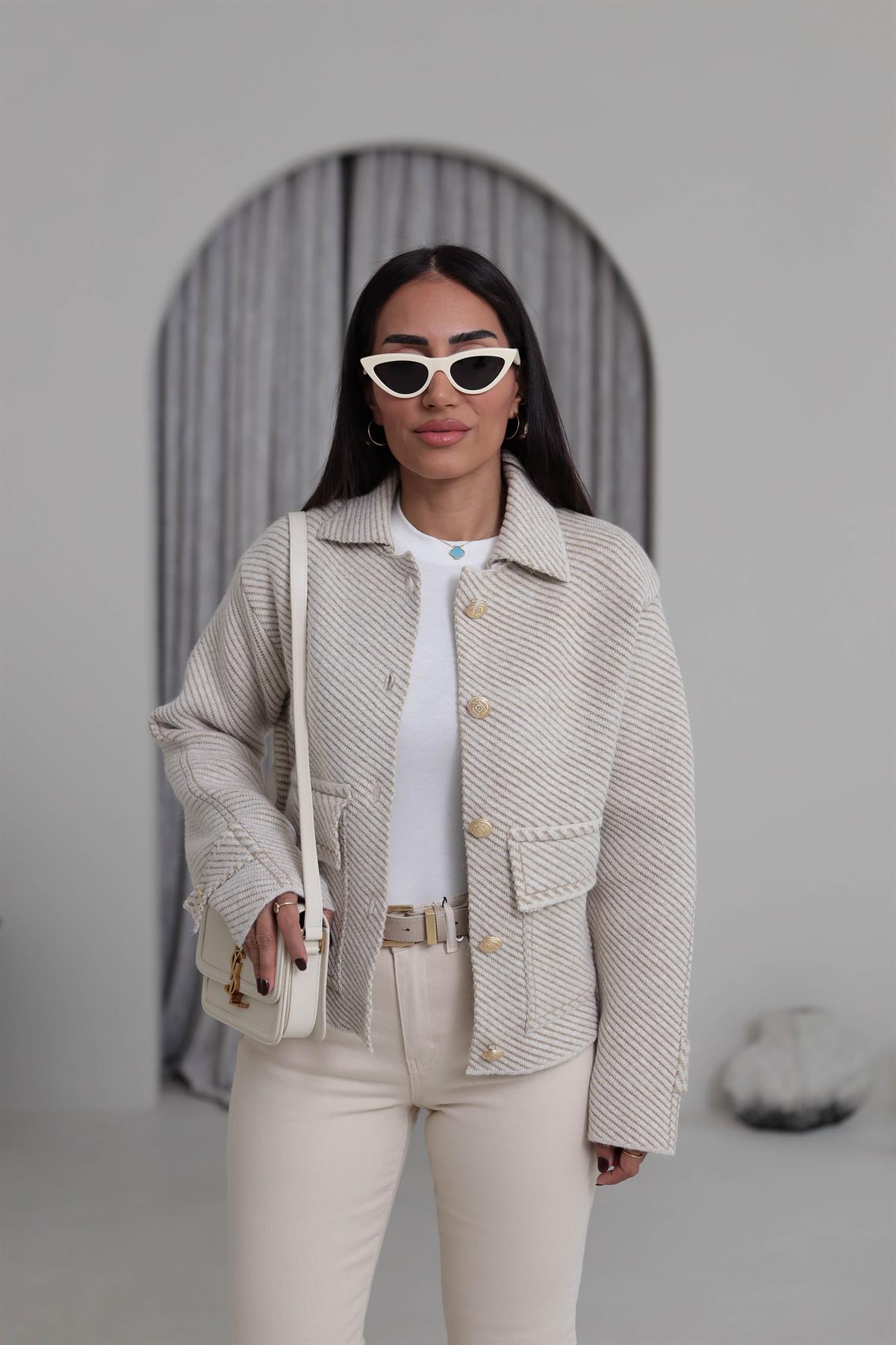 4204 Kalın Dokulu Gold Düğme Detaylı Ceket Hırka BEJ