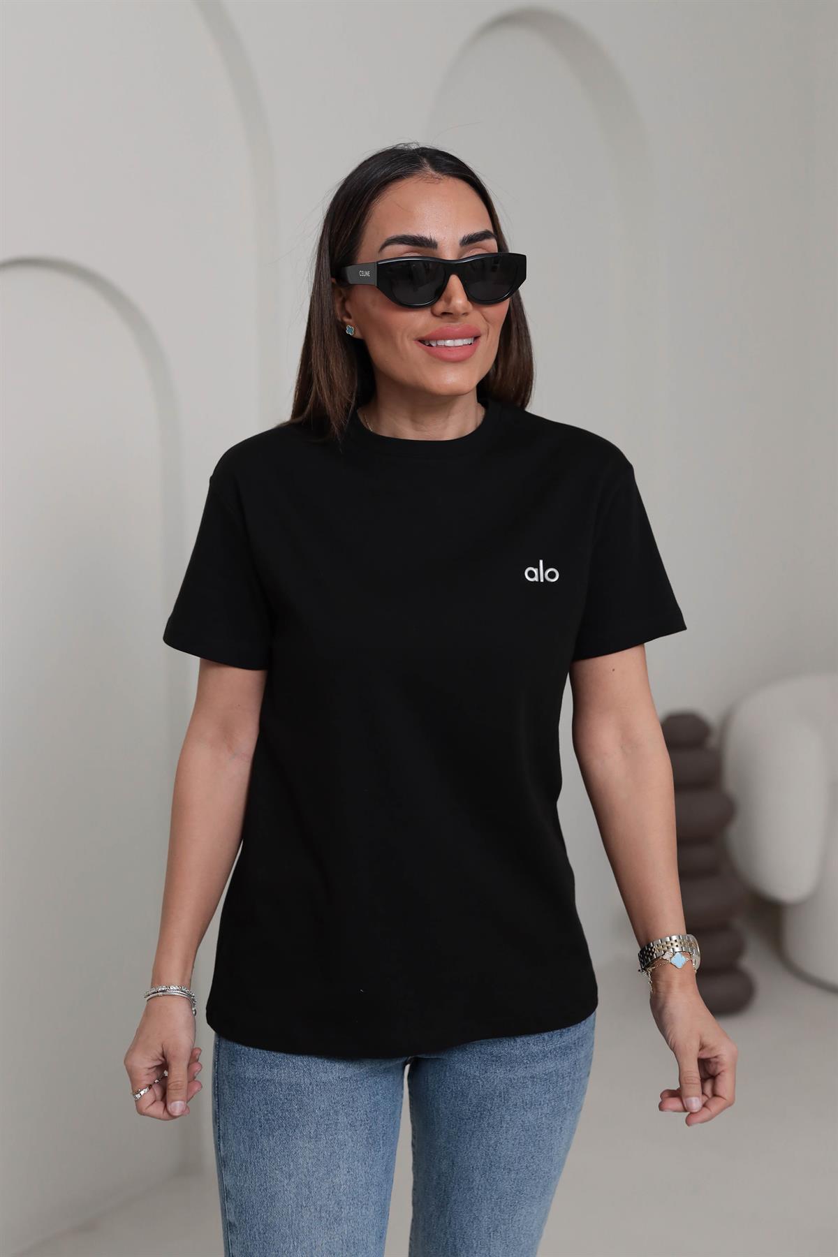 1022 Bisiklet Yaka Gümüş Yazı Detaylı Tshirt SİYAH